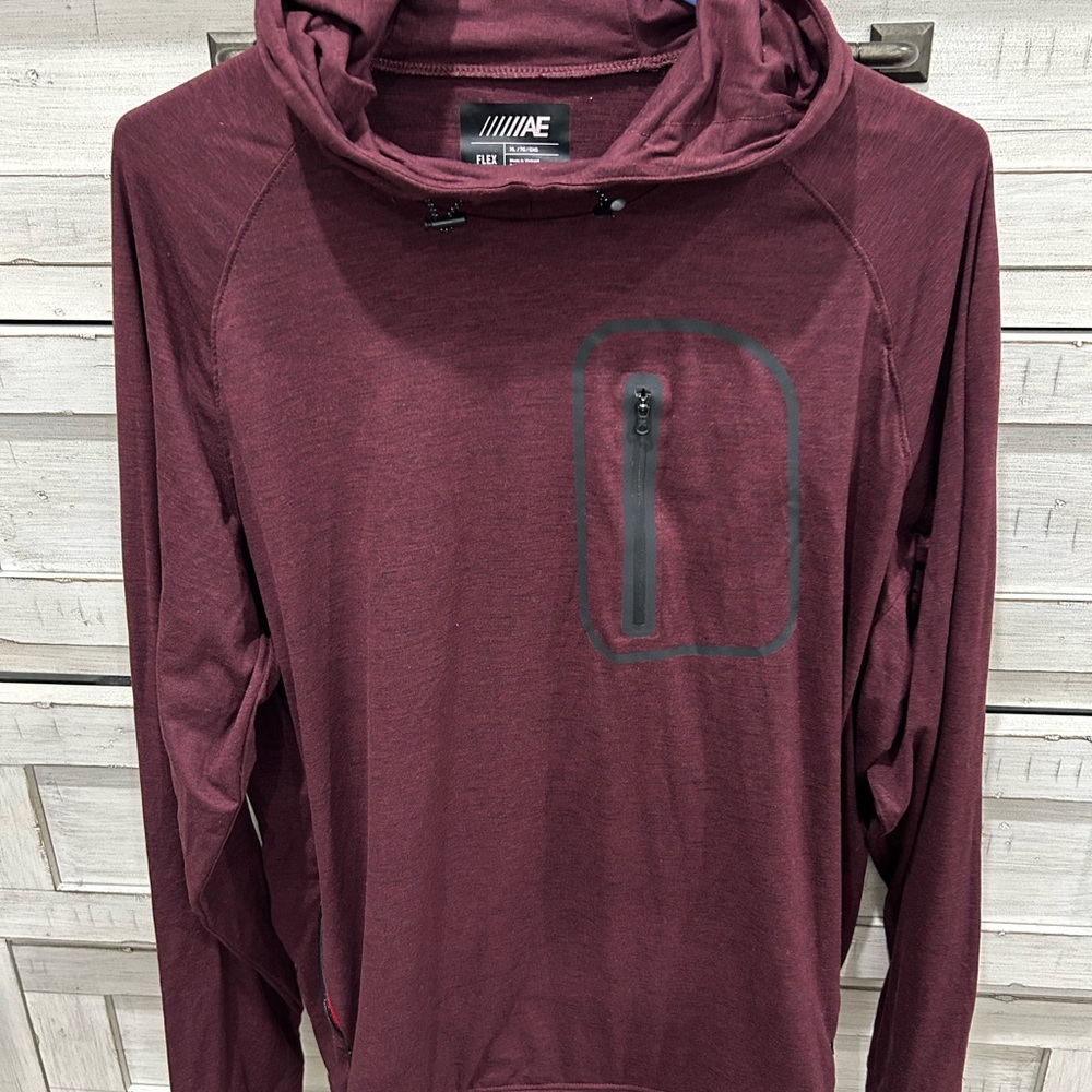 American Eagle Outfitters Men's Maroon Hoodie Shirt